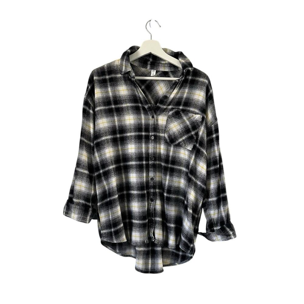 BP. Black and Yellow Plaid Oversized Flannel size Small